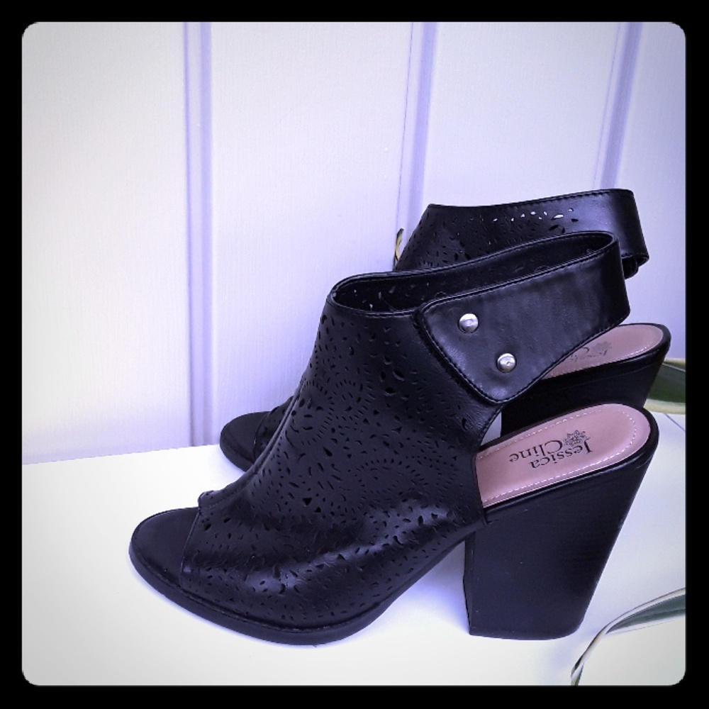 Jessica Cline open toes wedges